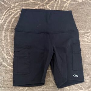 ALO Yoga Black High-Rise Cargo Bike Shorts with Side Pockets